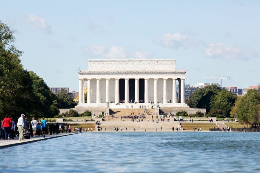 2 For 1! DC Highlights & Arlington Cemetery Tour Bundle - The Vietnam, Korean War, and World War II memorials
