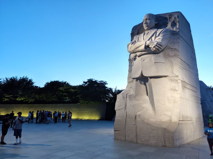 2 For 1! DC Highlights & Arlington Cemetery Tour Bundle - Arlington National Cemetery by narrated trolley