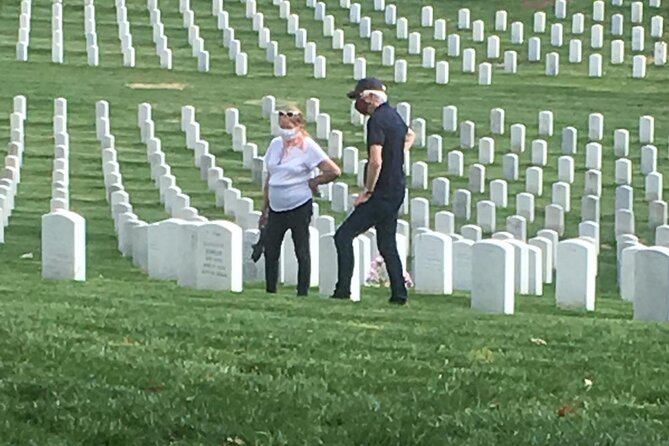 2-Hour Arlington Cemetery Guided Walking Tour - JFK’s gravesite and the eternal flame