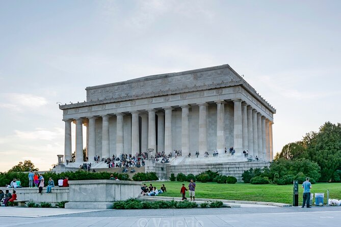 2-Hour National Mall Walking Tour from Washington DC - Finishing at the Lincoln Memorial