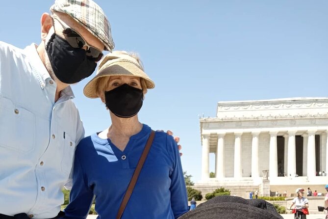 2-Hour National Mall Walking Tour from Washington DC - The guide can make or break the experience