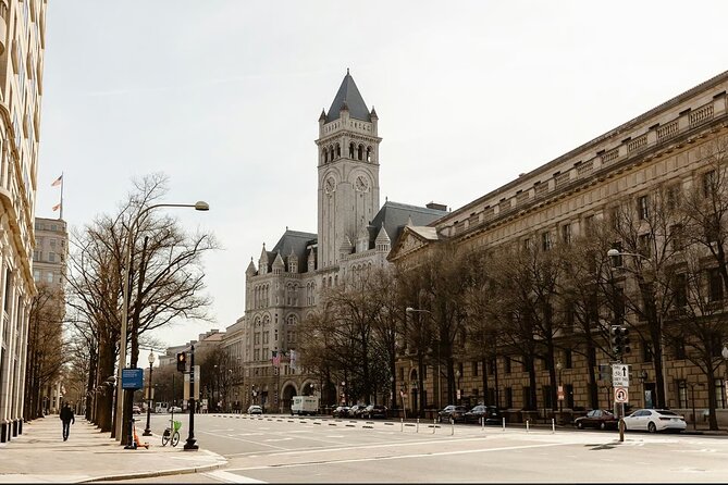 250th: National Archives & American History Museum Guided Tour - Walking Toward the National Archives