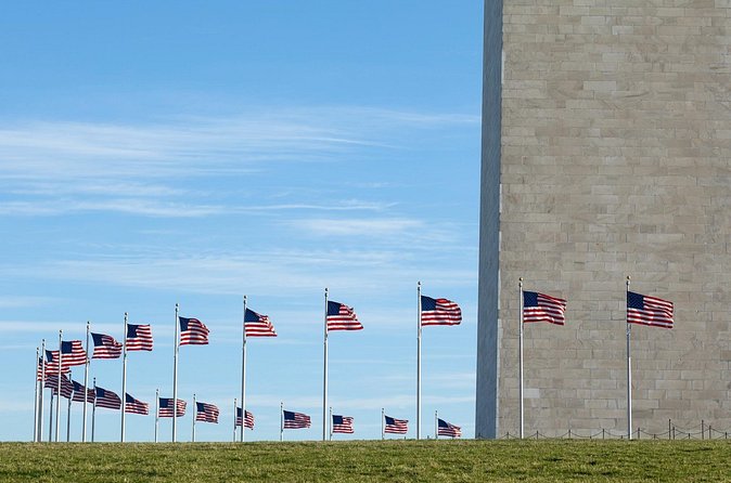 Afternoon Mount Vernon and Alexandria Tour plus DC Night Tour - Two guides can mean two different touring styles