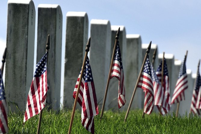 Arlington Cemetery and DC Highlights Tour - Lincoln Memorial: a short visit to a major sight