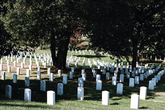 Arlington Cemetery & Changing of the Guard Exclusive Guided Tour - Private attention, semi-private savings, and the $51.94 price