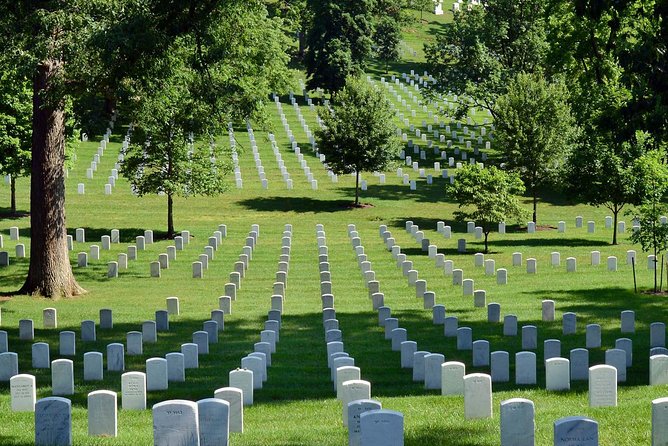 Arlington Cemetery & Changing of the Guard Exclusive Guided Tour - How demanding is the two-and-a-half-hour walk?