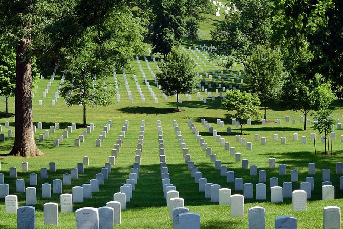 Arlington Cemetery & Changing of the Guard Semi-private 12ppl Max - Meeting at the Welcome Center