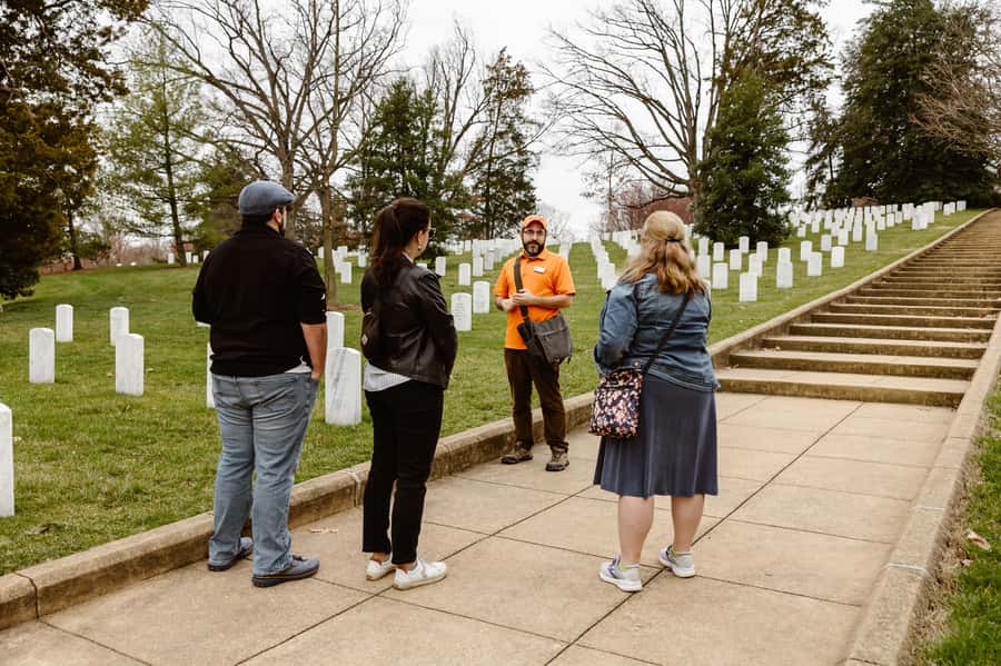 Arlington Cemetery: Kennedy Memorials & Changing of Guard - Key points to know before you go
