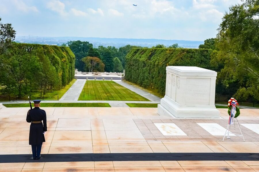 Arlington Cemetery with Changing of the Guard & Tomb Unknown - Starting at Arlington’s welcome center