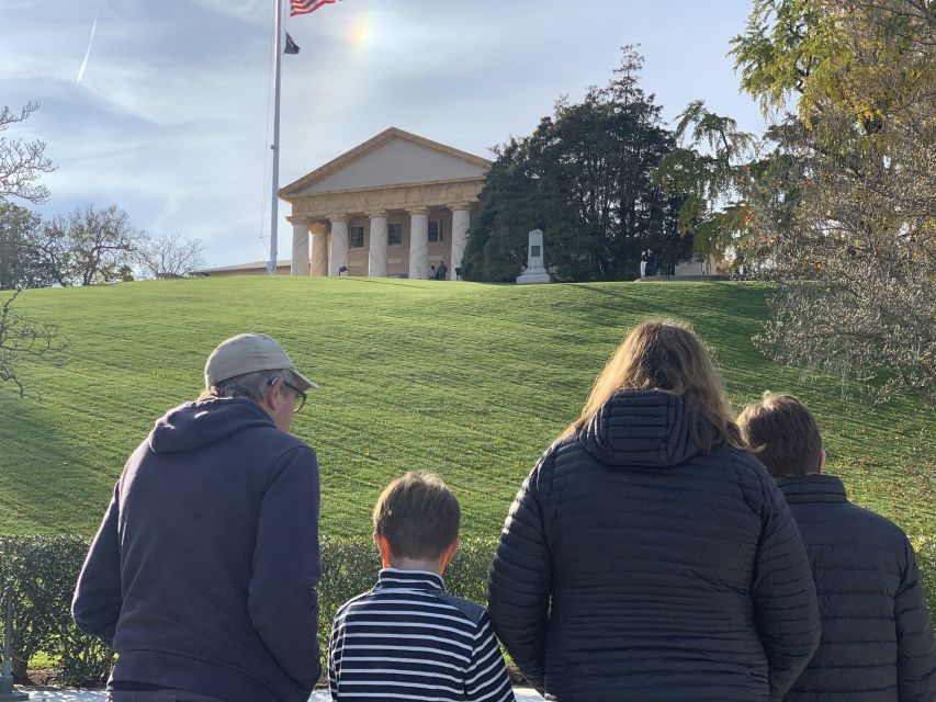 Arlington National Cemetery: Guided Walking Tour - Following the stories through the cemetery