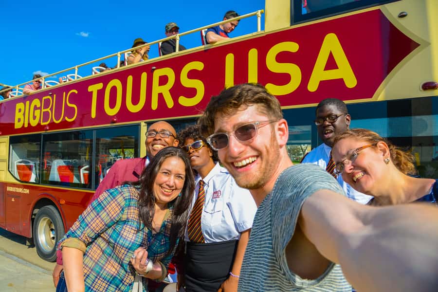 Best of DC: Hop-on Hop-off Bus Tour & Night Tour (Save 40%) - The National Mall, from the Capitol to the Lincoln Memorial