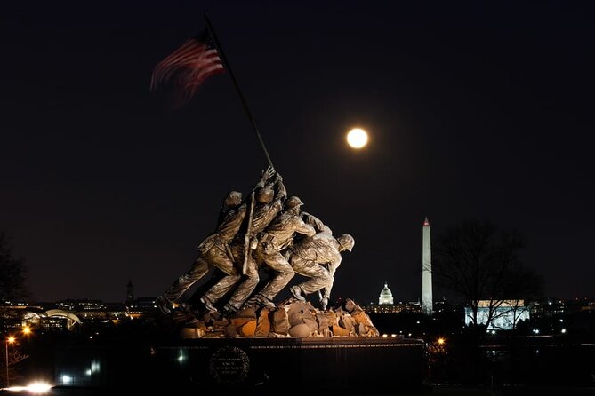 Big Bus DC: Monuments & Memorials Night Tour by Open-top Bus - Commentary: useful when it works, uneven when it does not