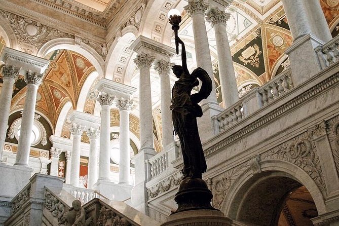 Capitol Hill, Supreme Court & Library of Congress Tour 12ppl Max - Is $51.94 a fair price?