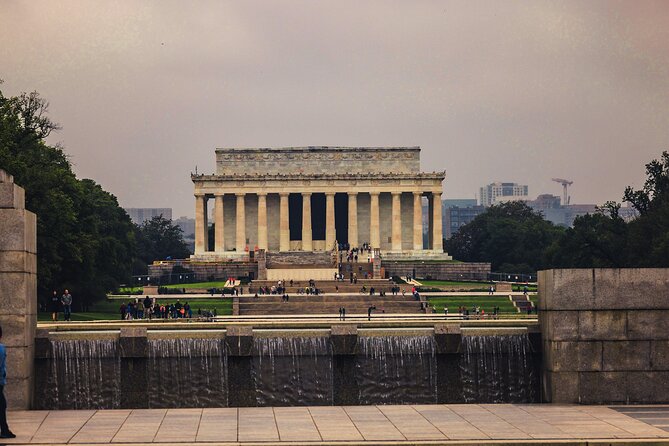 Captivating DC Private Photography Workshop - Starting at the Three Servicemen Statue at 6:00 pm