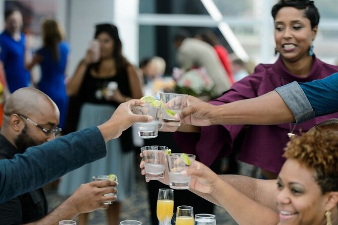 City Cruises DC: Bottomless Mimosa Buffet Brunch Cruise - Music, dancing, and the loudest part of the experience