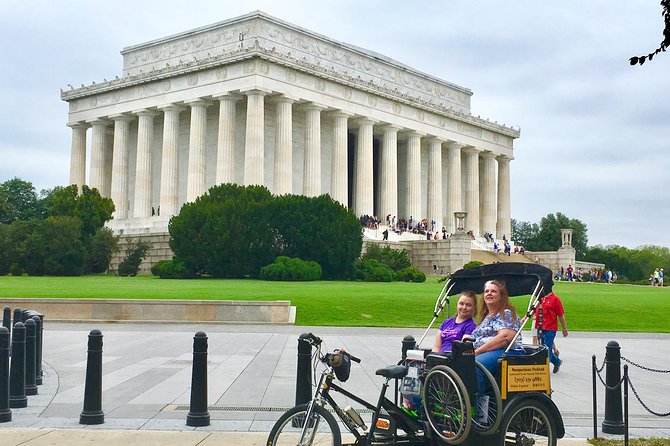Classic Monuments & Memorials Tour - How much history do you get in three hours?