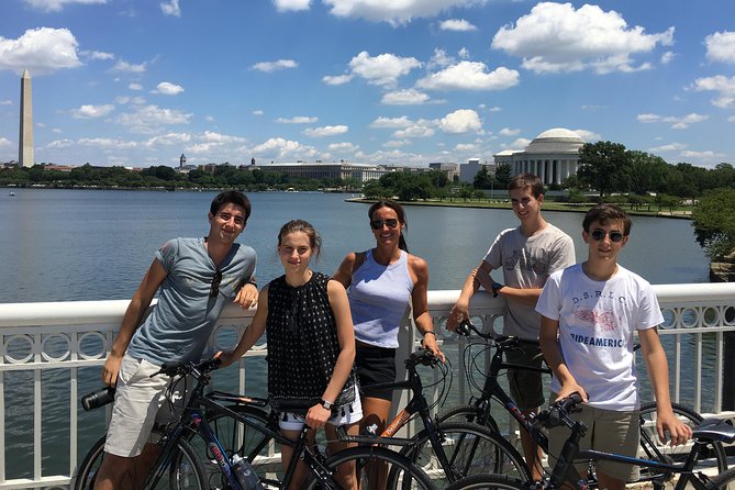 Customized Private Bike Tour of DC - The Smithsonian Institution Building