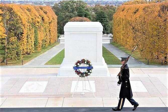 Day or Night National Mall Bus Tour with Arlington Cemetery Walk - What the optional National Mall bus tour adds
