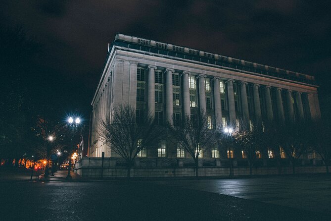 DC Ghosts Ultimate Dead of Night Haunted Ghost Tour - Artigas and the sound of ghostly hoofbeats