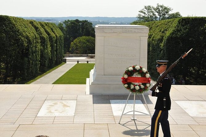 DC Highlight Day Tour - The monuments and buildings you will see