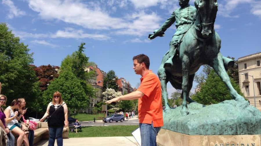 DC: Historic Embassy Row & Dupont Circle (2 Hr Walking Tour) - Sheridan Circle and the move into Kalorama