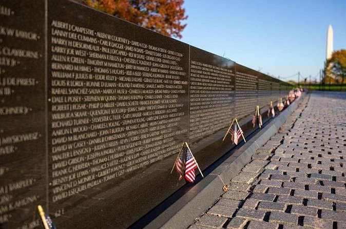 DC Monuments and Memorials Tour Day Tour - Martin Luther King Jr. Memorial and the message in stone