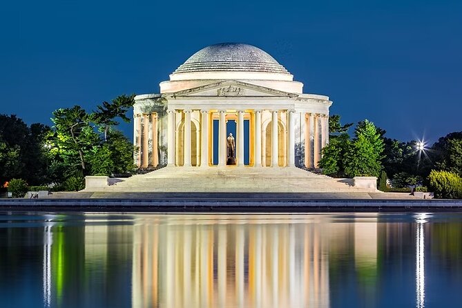 DC Monuments Small Group Guided Night Tour 3 Hours - Key points to know before booking