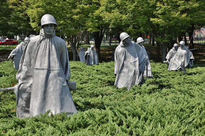 DC Monuments Walking Tour: Small Group, Big Ideas - The Vietnam Veterans Memorial and its three parts