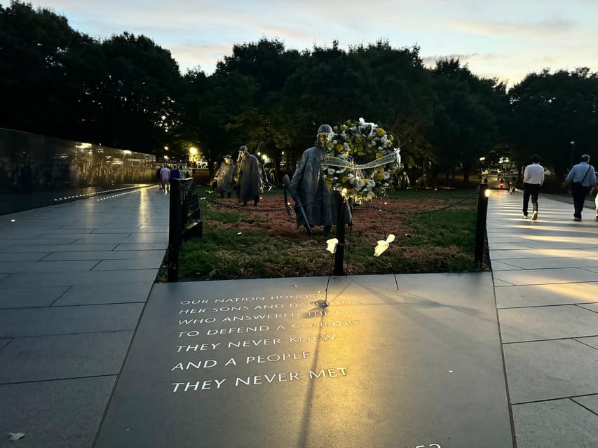 DC:Small Group Sunset Tour . - Hotel pickup and the group-size rule