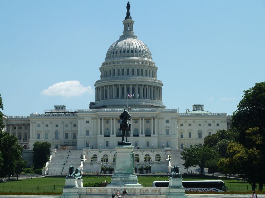 DC: Tour with U.S. Capitol Ground Access - The National Mall memorials, one stop at a time