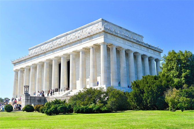 Discover DC Private Tour – (Up to 12 Guests) - Why a private vehicle helps in Washington DC