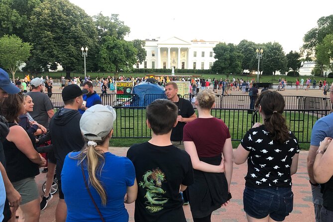 Dreaded Dead Descent of the District: DC Ghost Tour - The Hay-Adams Hotel