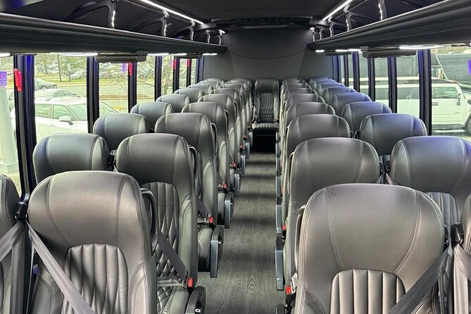 Executive Bus Private Day & Night Custom Tours of Washington DC - Timing, comfort, and group value