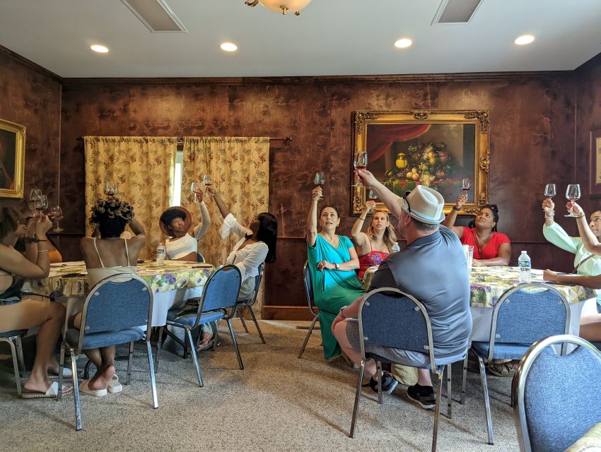 From DC: Premium Virginia Wine Country Tour with Tastings - How the tastings work for different wine drinkers