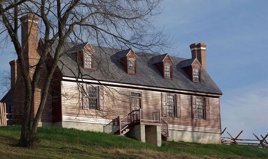George Washington's Mount Vernon & DC Monuments Night Tour - Inside George Washington’s Mount Vernon mansion