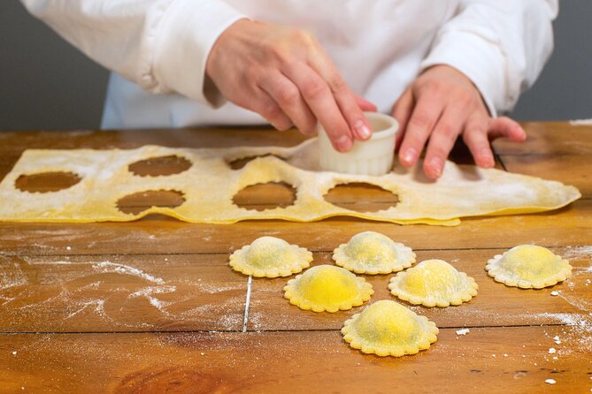 Gourmet Pasta Class in Washington D.C. (Includes 3-Course Meal) - The seasonal vegetable salad comes first
