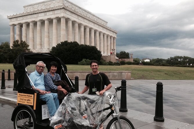 Grand Monuments & Memorials Tour - Starting at the White House