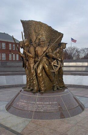 Guided African American History Tour with Reserved Museum Entry - A Different Way to Read Washington’s Monuments