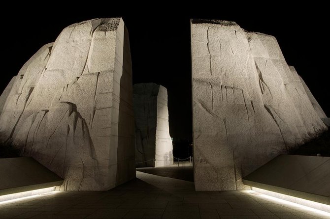 Guided African American History Tour with Reserved Museum Entry - The African American Civil War Memorial and Museum