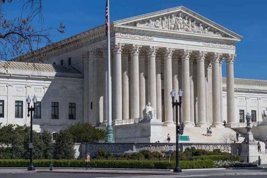 Guided Capitol Hill with US Capitol & Library Congress Entry - The Supreme Court: an exterior stop with useful context