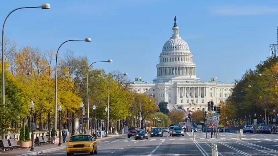 Guided Capitol Hill with US Capitol & Library Congress Entry - What the guide adds to the experience