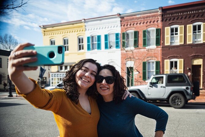 Historic Georgetown: History, Gossip, & Architecture Walking Tour - Cobblestones, old homes, and the Georgetown story