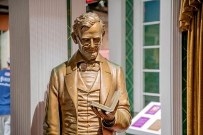 Lincoln Assassination with Ford’s Theatre & Petersen House Entry