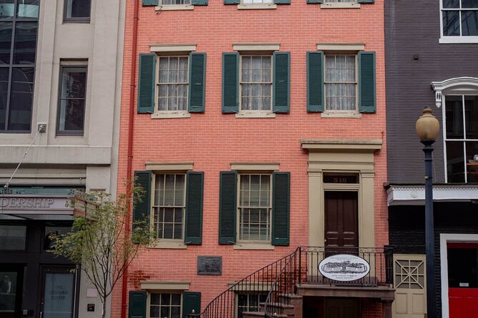 Lincoln Assassination with Ford's Theatre & Petersen House Entry - Cancellation and weather planning