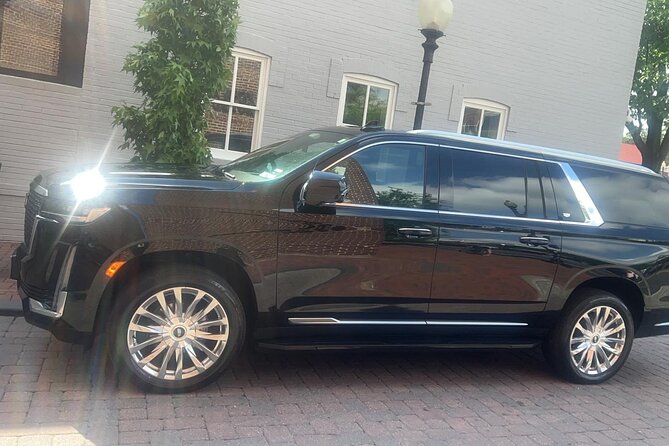 Luxury SUV Private Day or Night Tour of Washington DC - What the chauffeur experience is really like