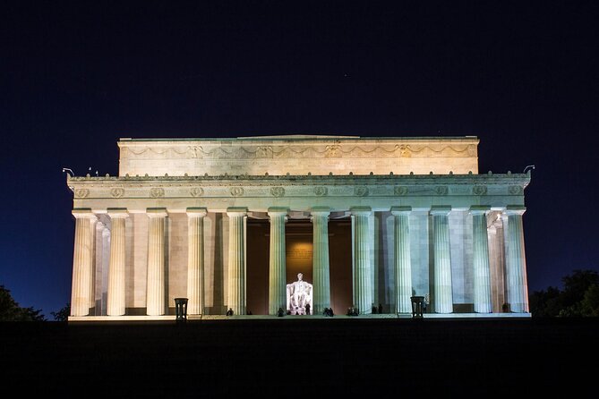 Monuments and Memorials Night Walking Tour - Key points at a glance