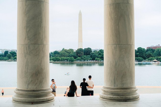 Monuments of DC Tour with Washington Monument or Museum Tickets - The White House from the outside