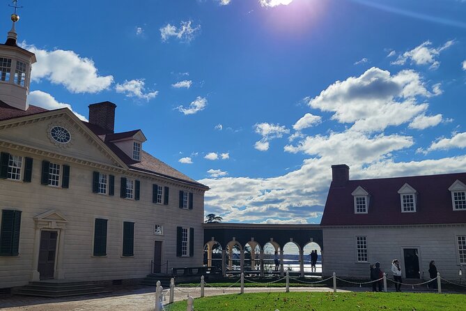 Mount Vernon & Old Town Alexandria Private Tour - Beginning at Mount Vernon with the 11-minute film