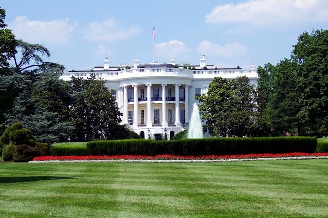 National Mall Expedition: Personalized Self-Guided App Tour - Key points at a glance