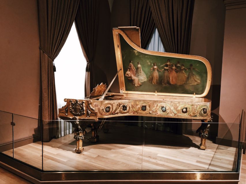National Portrait Gallery & American Art Museum Guided Tour - Reading America through faces
